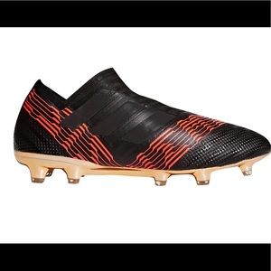 adidas Men's Nemeziz Soccer Cleats
